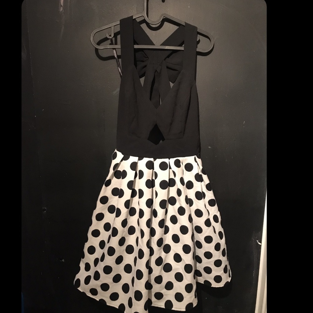 Short polka dot dress